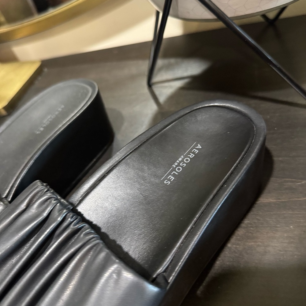 Aerosoles Women's Black Slide Sandals - Picture 3 of 4